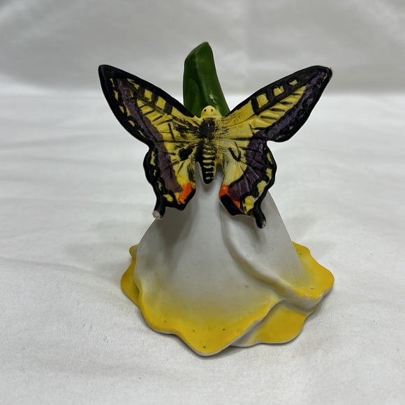 Porcelain bell with butterfly - Picture 3 of 9
